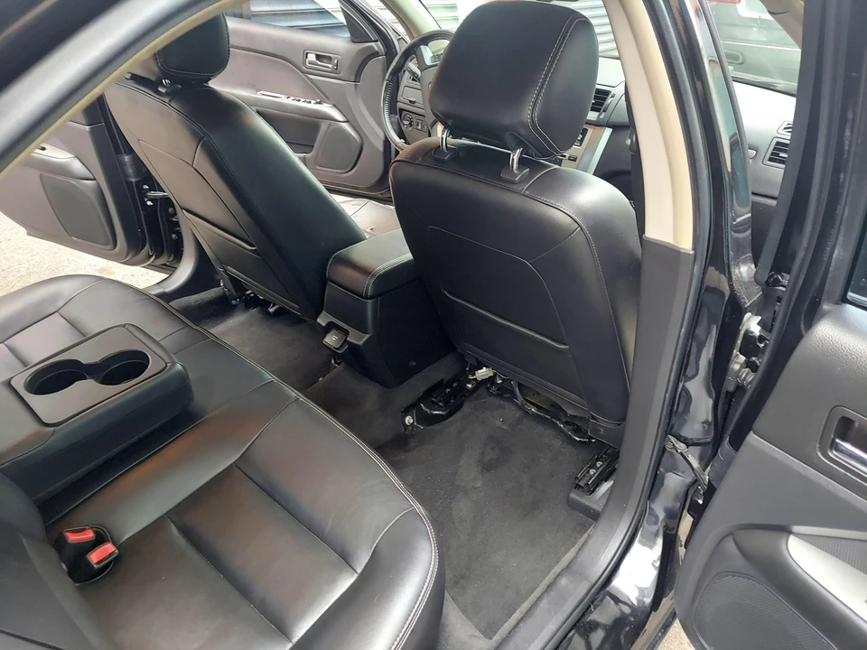 2011 Ford Fusion 1st Gen - Image 16 of 21