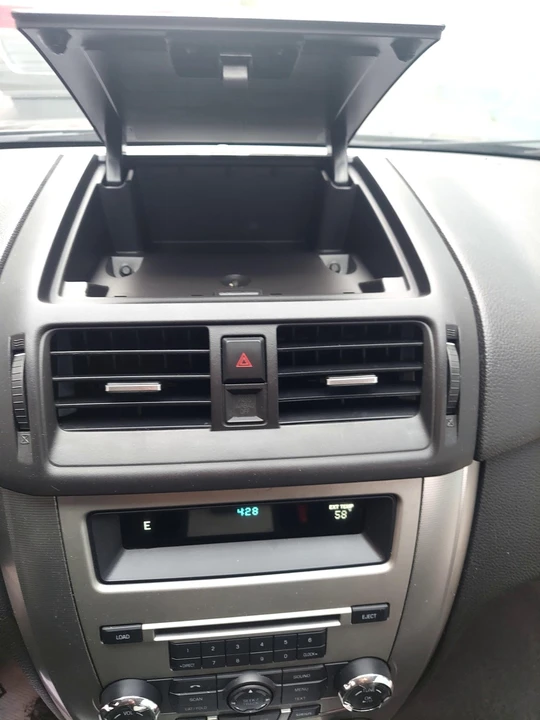 2011 Ford Fusion 1st Gen - Image 14 of 21