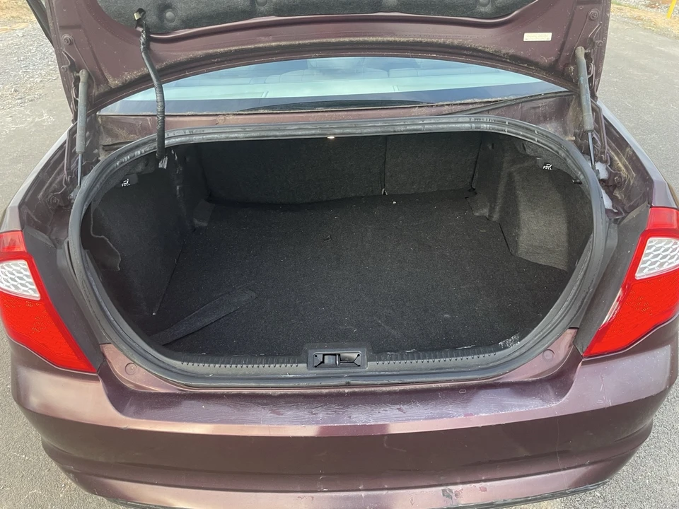 2011 Ford Fusion 1st Gen - Image 19 of 21