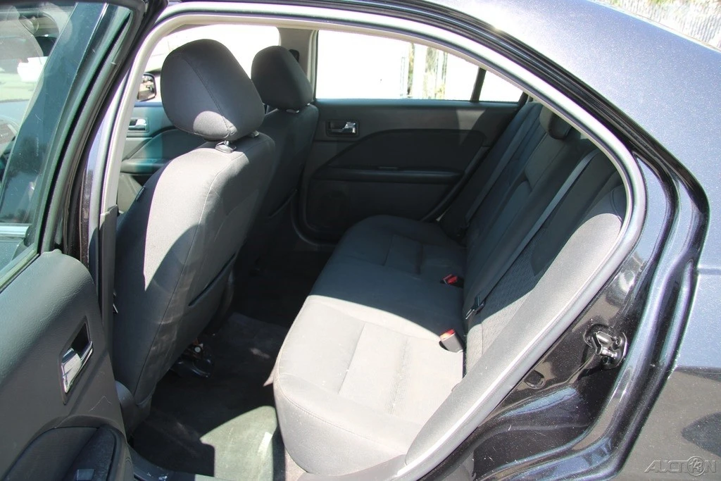 2011 Ford Fusion 1st Gen - Image 15 of 21