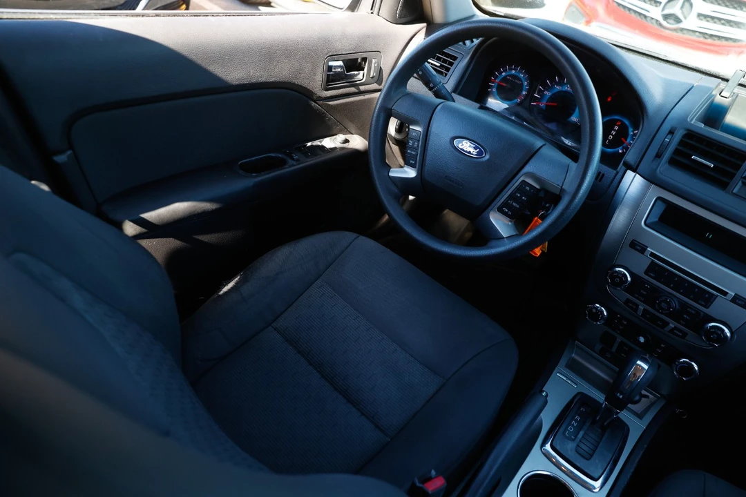 2011 Ford Fusion 1st Gen - Image 20 of 21