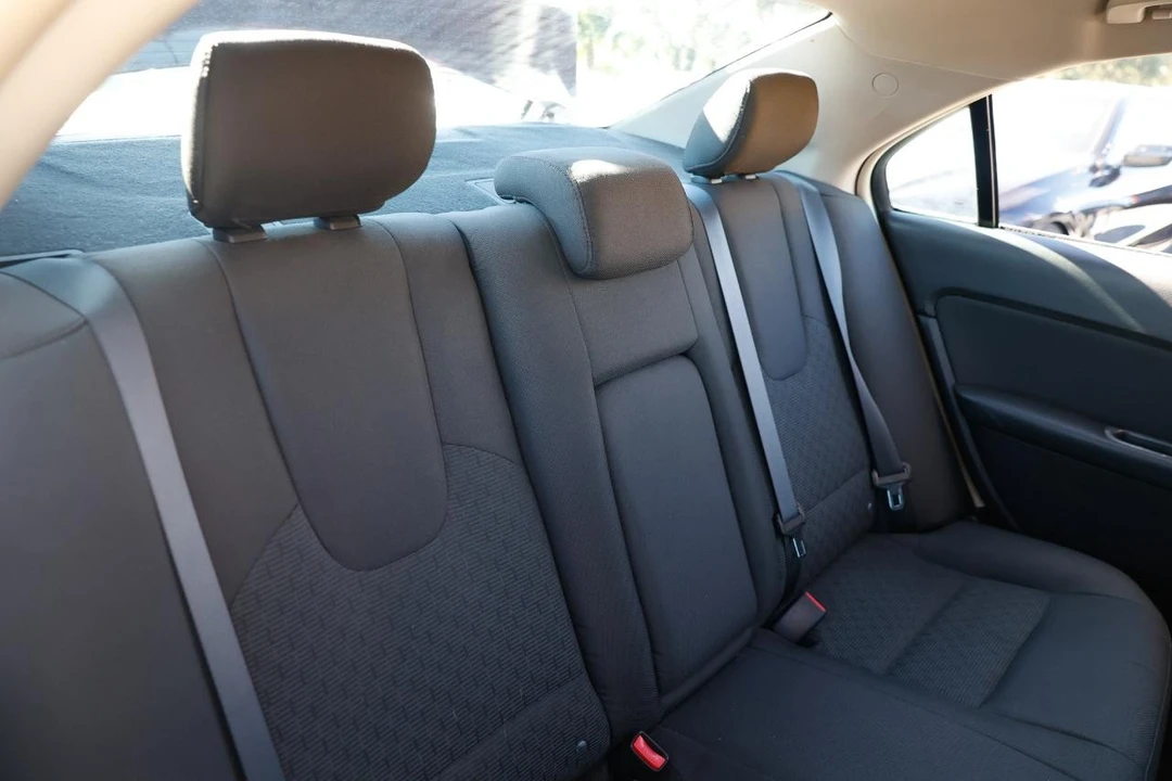 2011 Ford Fusion 1st Gen - Image 14 of 21