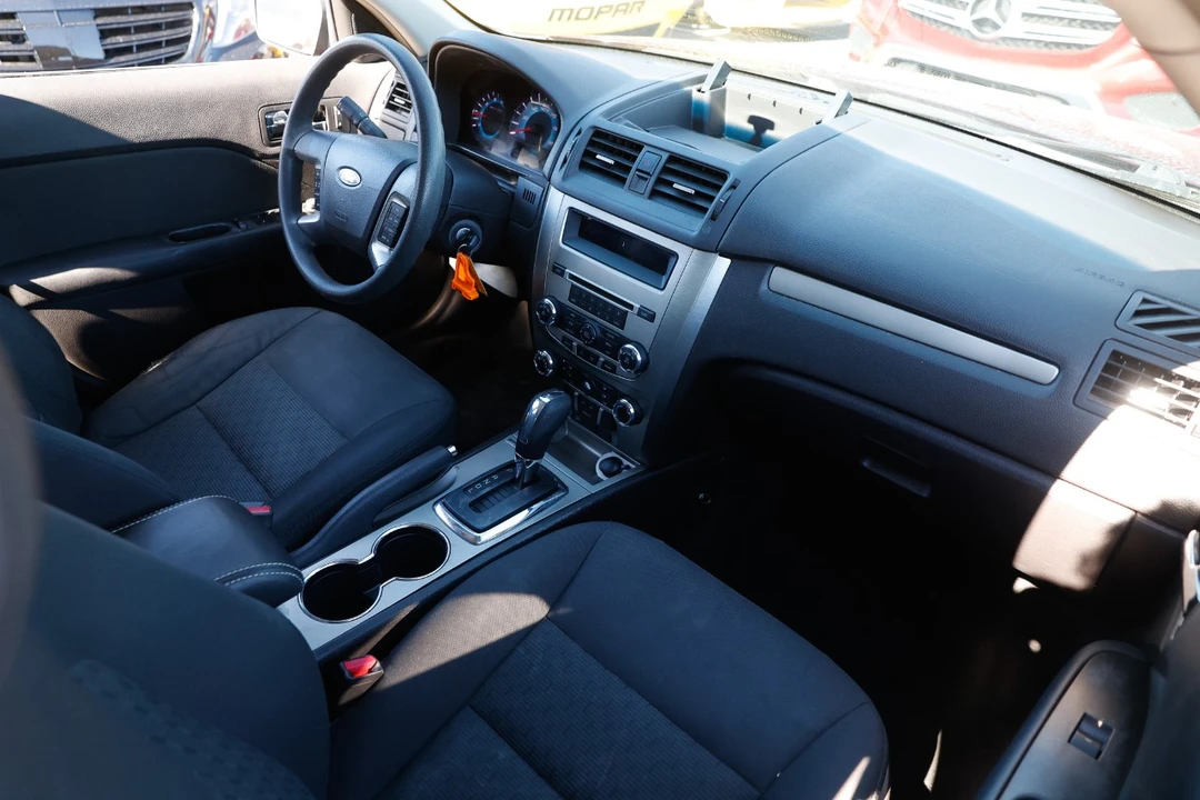 2011 Ford Fusion 1st Gen - Image 16 of 21