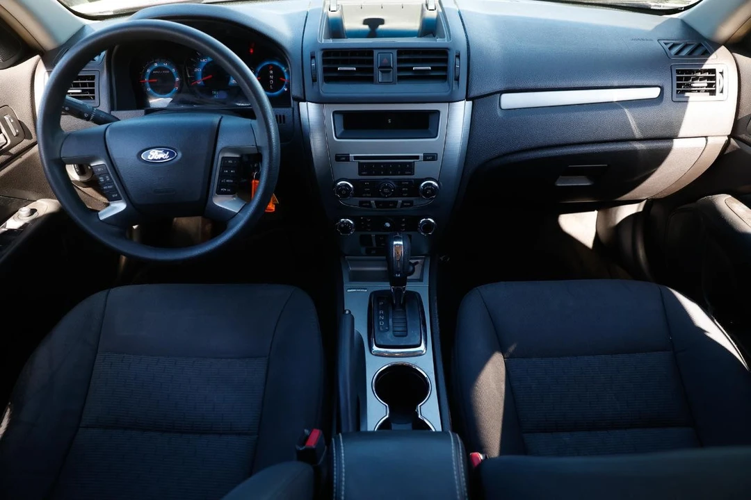 2011 Ford Fusion 1st Gen - Image 2 of 21