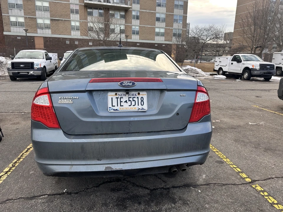 2011 Ford Fusion 1st Gen - Image 2 of 10