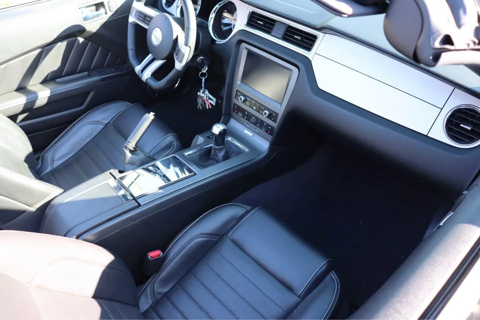 2011 Ford GT - Image 6 of 16