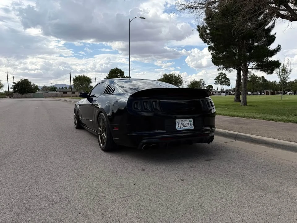 2011 Ford GT - Image 6 of 13