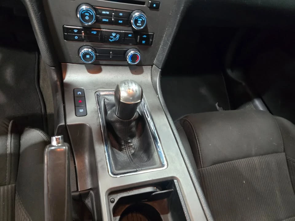 2011 Ford S197 Mustang - Image 12 of 13