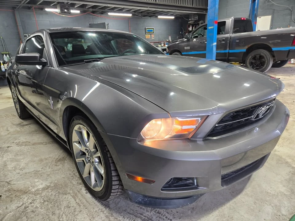 2011 Ford S197 Mustang - Image 8 of 13