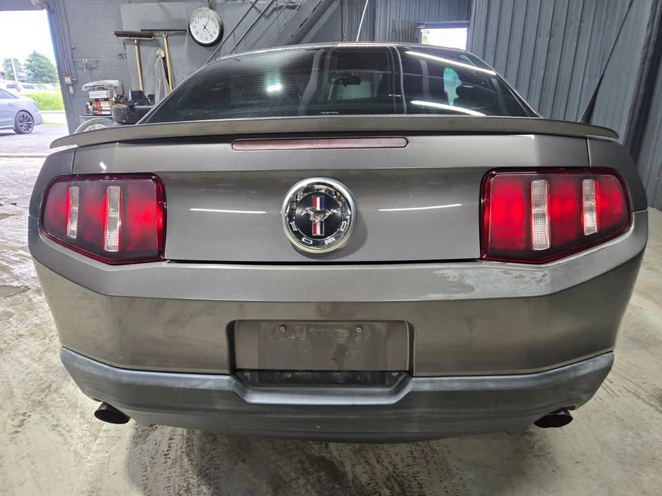 2011 Ford S197 Mustang - Image 6 of 13