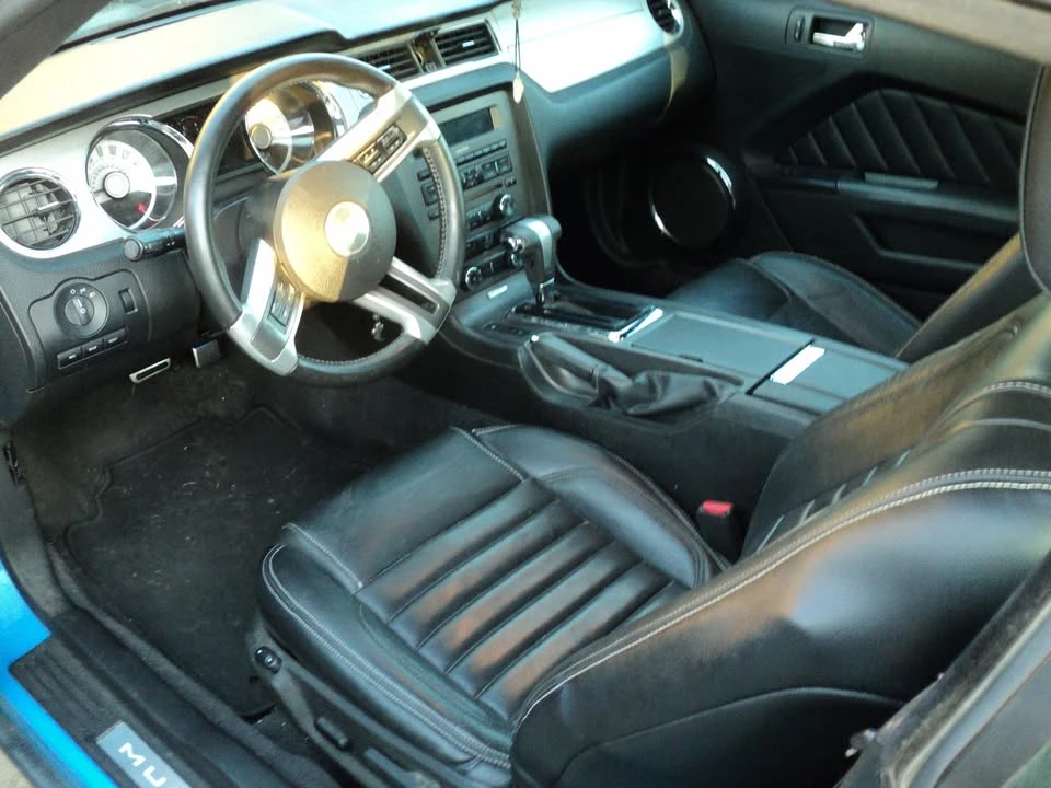2011 Ford S197 Mustang - Image 4 of 6