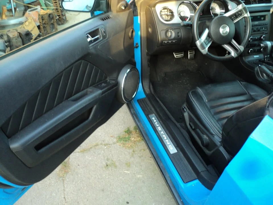 2011 Ford S197 Mustang - Image 6 of 6