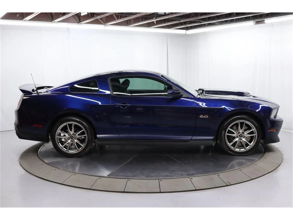 2011 Ford S197 Mustang - Image 7 of 31