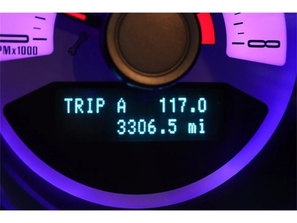 2011 Ford S197 Mustang - Image 20 of 31