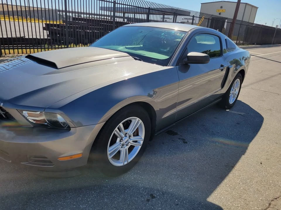 2011 Ford S197 Mustang - Image 4 of 11