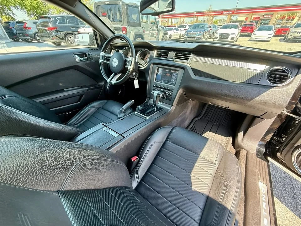 2011 Ford S197 Mustang - Image 18 of 19