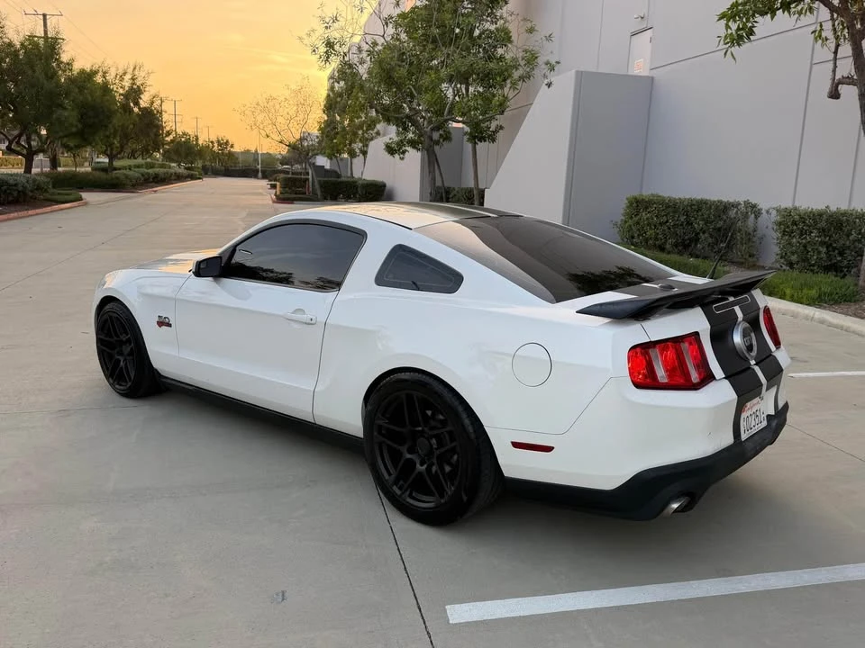 2011 Ford S197 Mustang - Image 5 of 7