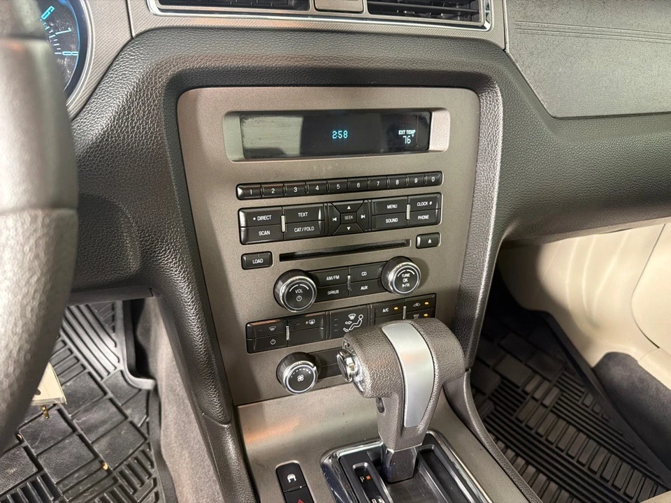 2011 Ford S197 Mustang - Image 15 of 22