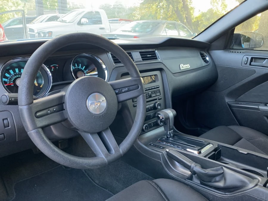 2011 Ford S197 Mustang - Image 4 of 10