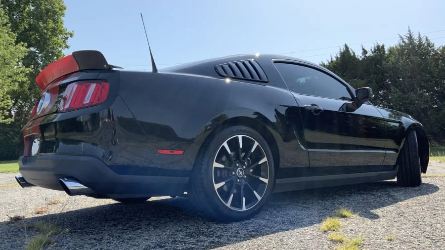 2011 Ford S197 Mustang - Image 3 of 31