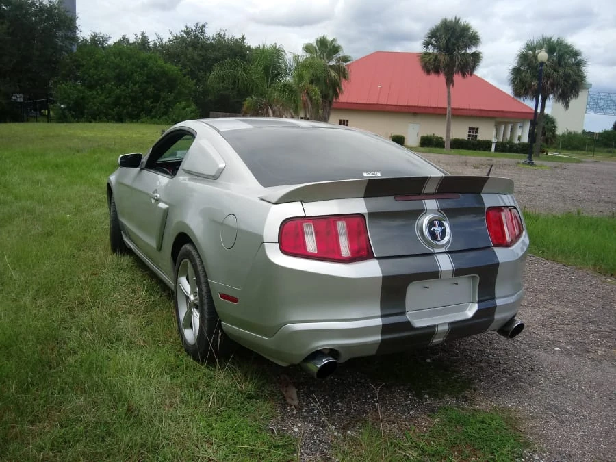 2011 Ford S197 Mustang - Image 3 of 10