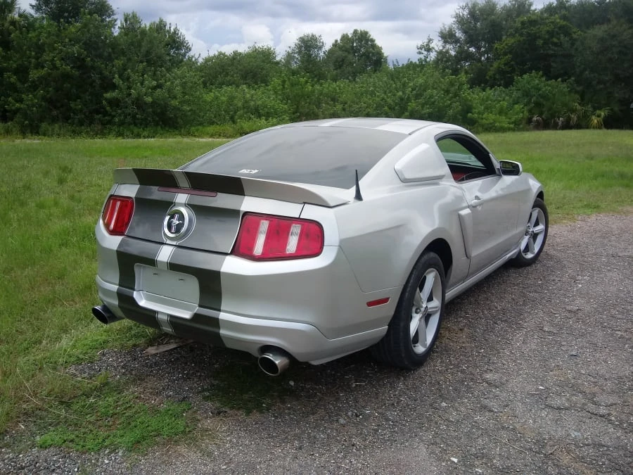 2011 Ford S197 Mustang - Image 6 of 10