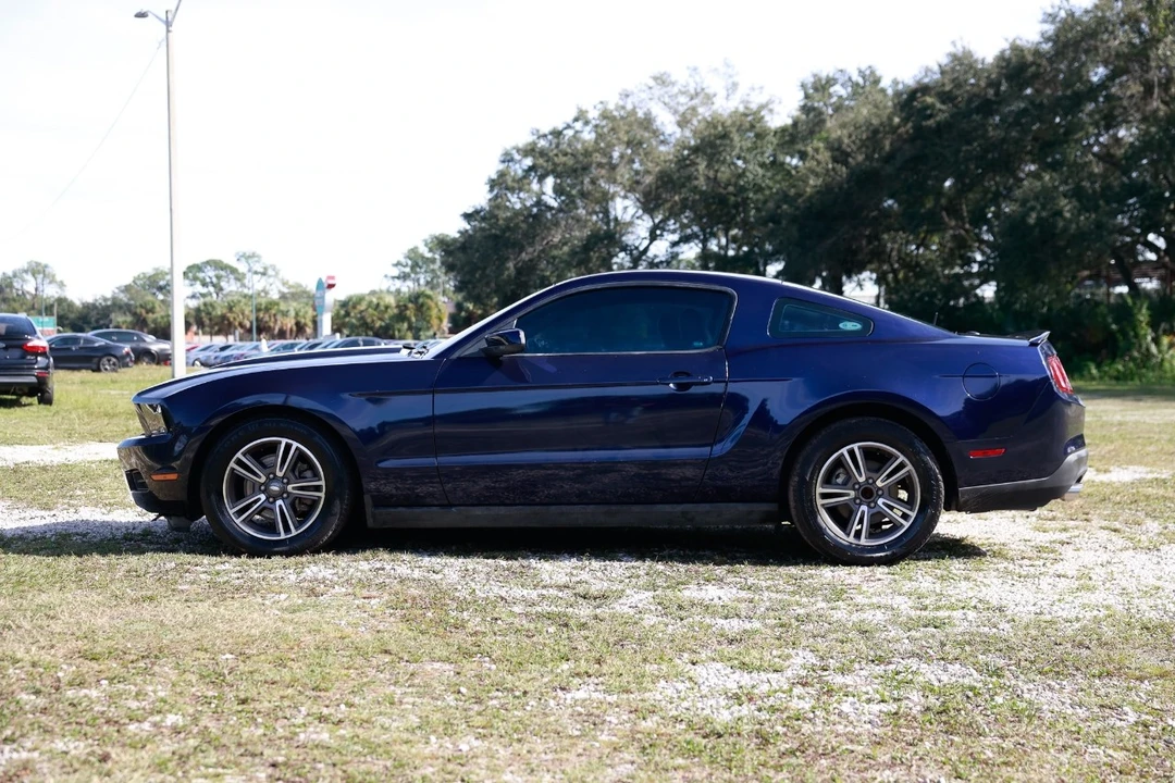 2011 Ford S197 Mustang - Image 3 of 12