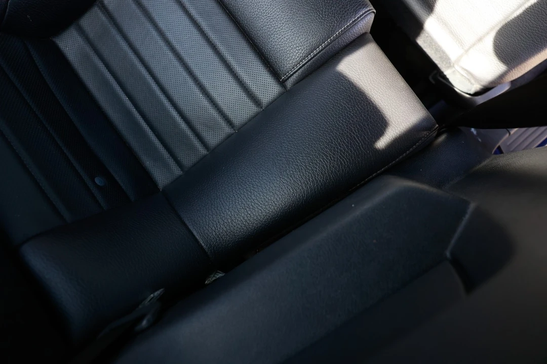 2011 Ford S197 Mustang - Image 12 of 12