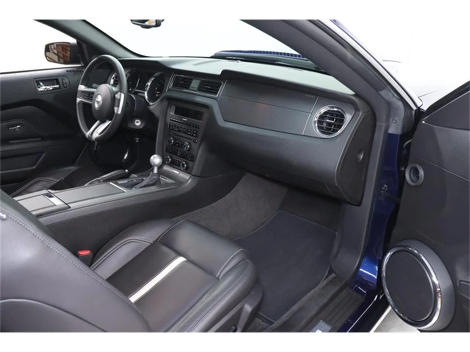 2011 Ford S197 Mustang - Image 17 of 31