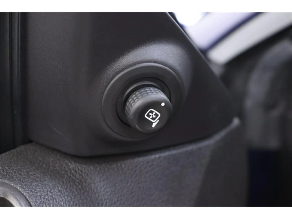 2011 Ford S197 Mustang - Image 26 of 31