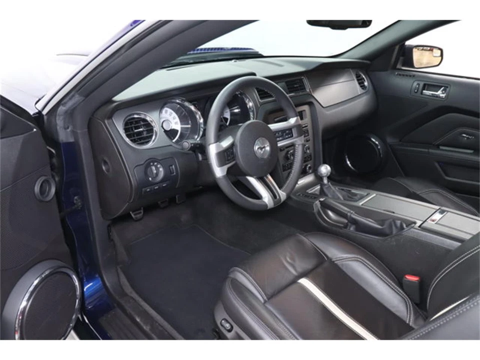 2011 Ford S197 Mustang - Image 9 of 31