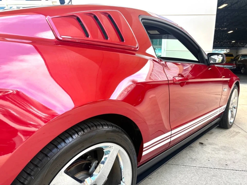2011 Ford S197 Mustang - Image 18 of 21