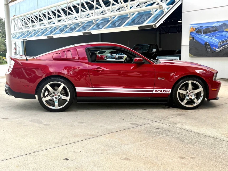 2011 Ford S197 Mustang - Image 5 of 12