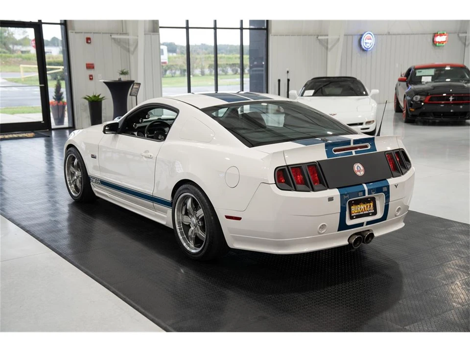 2011 Ford S197 Mustang - Image 6 of 31