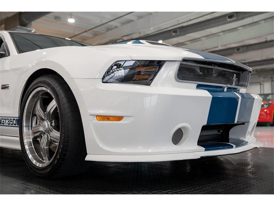2011 Ford S197 Mustang - Image 17 of 31