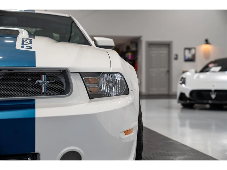 2011 Ford S197 Mustang - Image 19 of 31
