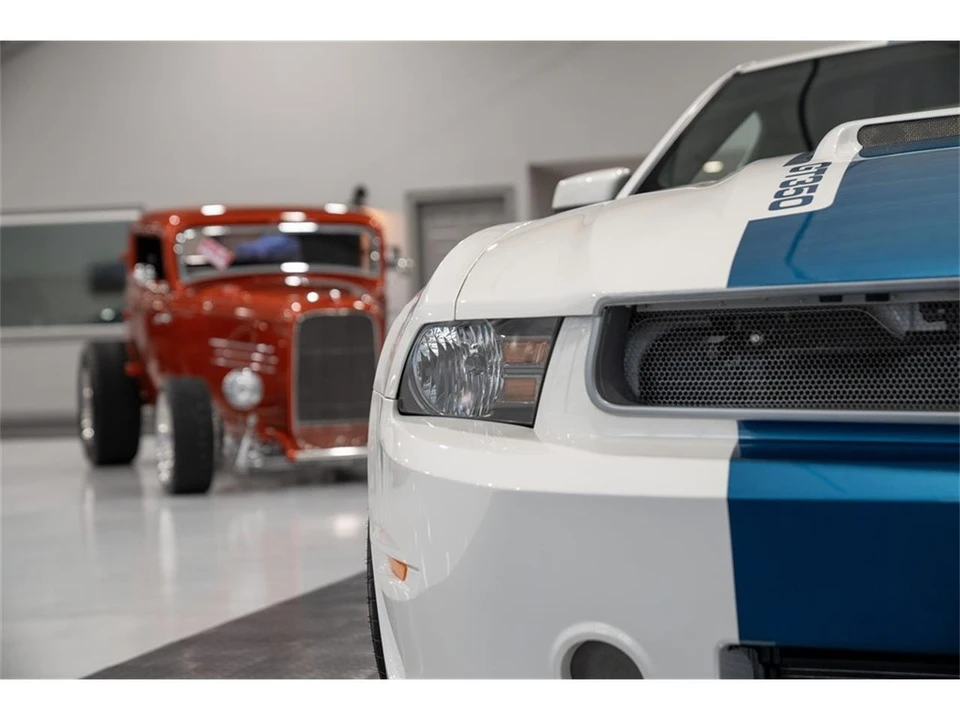 2011 Ford S197 Mustang - Image 20 of 31