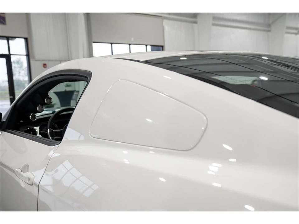 2011 Ford S197 Mustang - Image 30 of 31