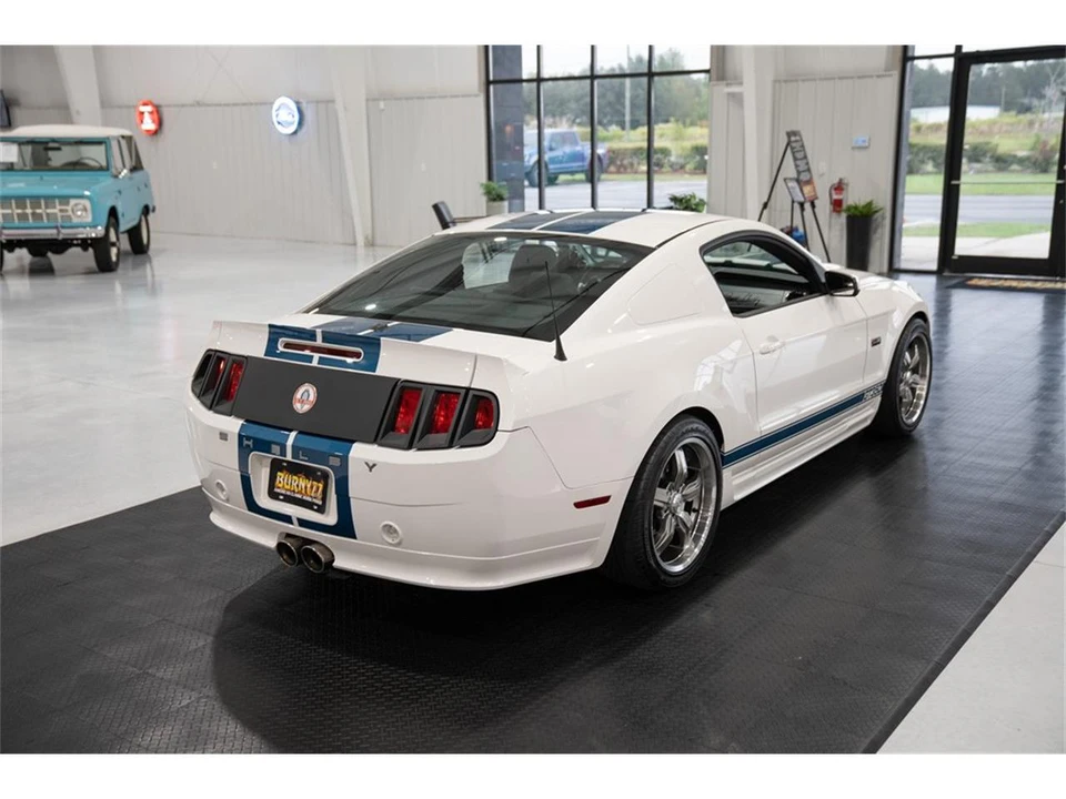 2011 Ford S197 Mustang - Image 10 of 31