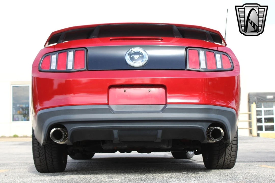 2011 Ford S197 Mustang - Image 10 of 12