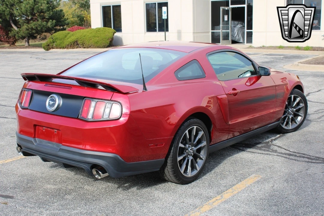 2011 Ford S197 Mustang - Image 11 of 12