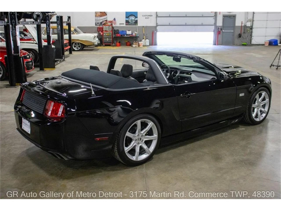 2011 Ford S197 Mustang - Image 8 of 31