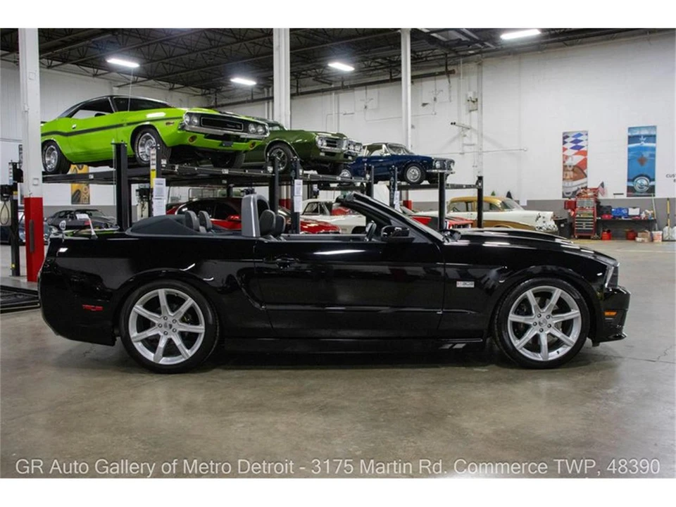 2011 Ford S197 Mustang - Image 9 of 31
