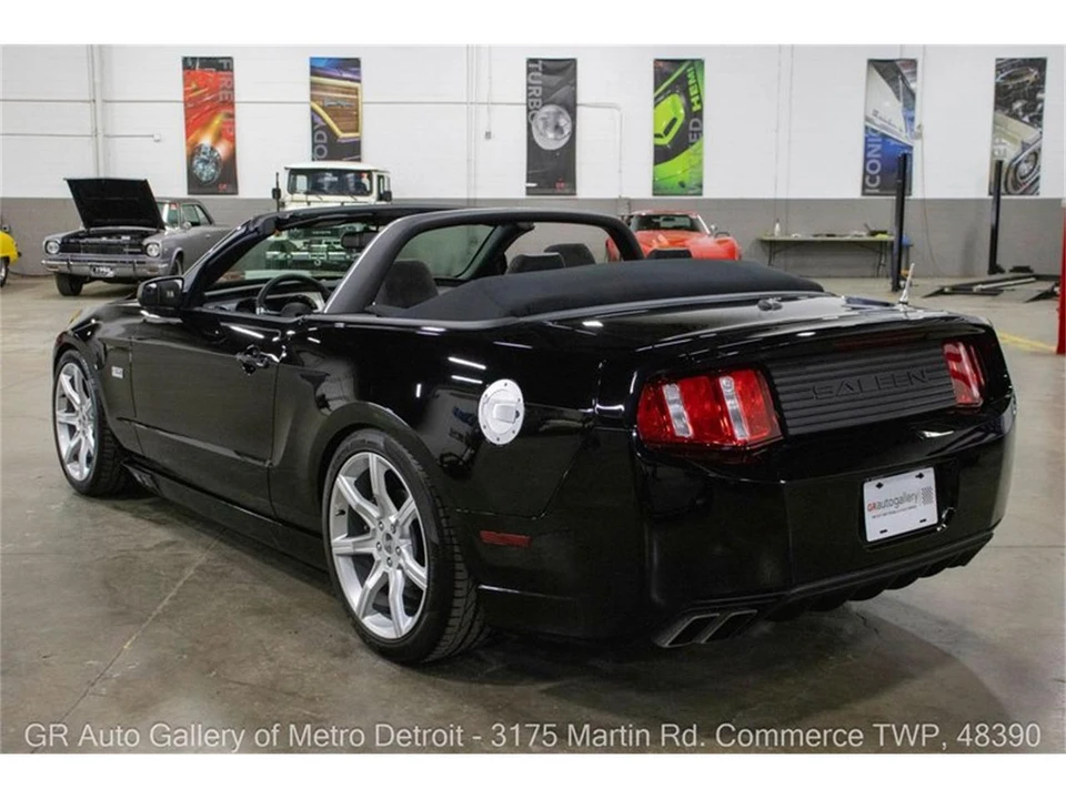 2011 Ford S197 Mustang - Image 5 of 31