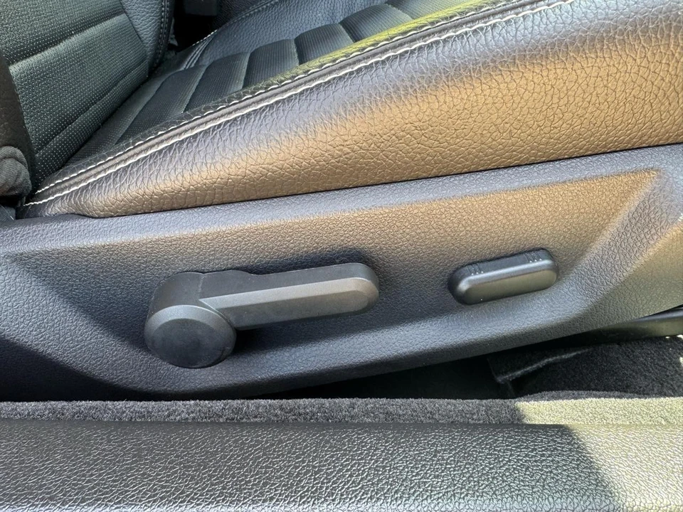 2011 Ford S197 Mustang GT - Image 20 of 31