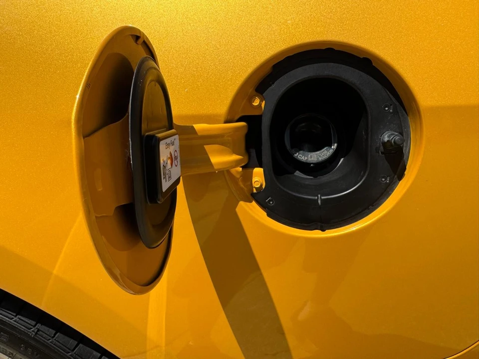 2011 Ford S197 Mustang GT - Image 23 of 31