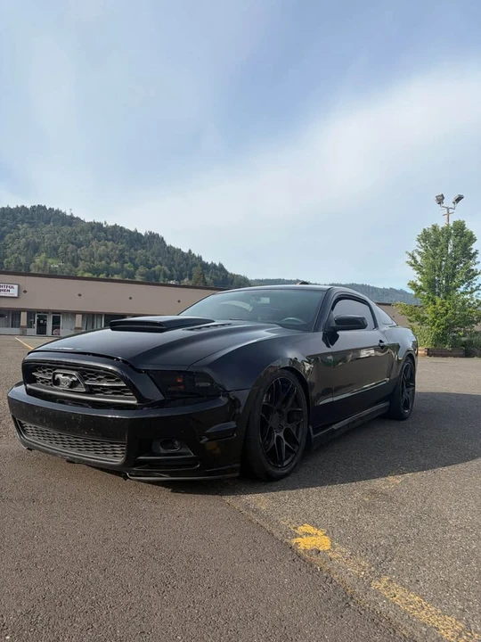 2011 Ford S197 Mustang GT - Image 14 of 18