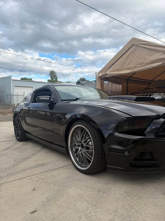 2011 Ford S197 Mustang GT - Image 2 of 18