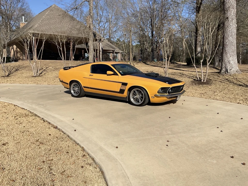 2011 Ford S197 Mustang - Image 2 of 21