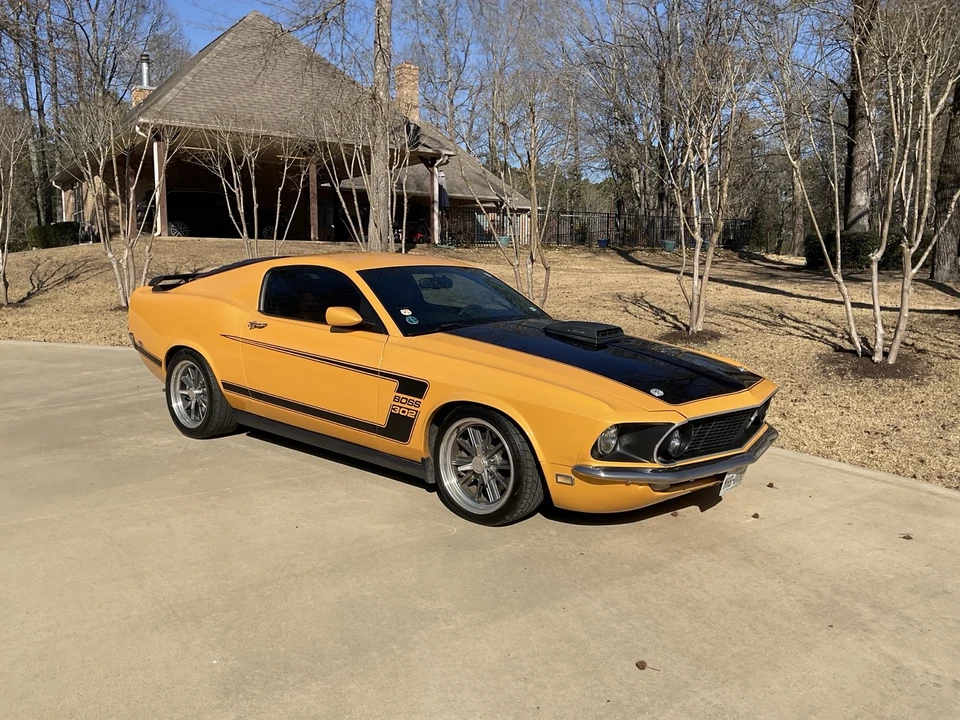 2011 Ford S197 Mustang - Image 15 of 21